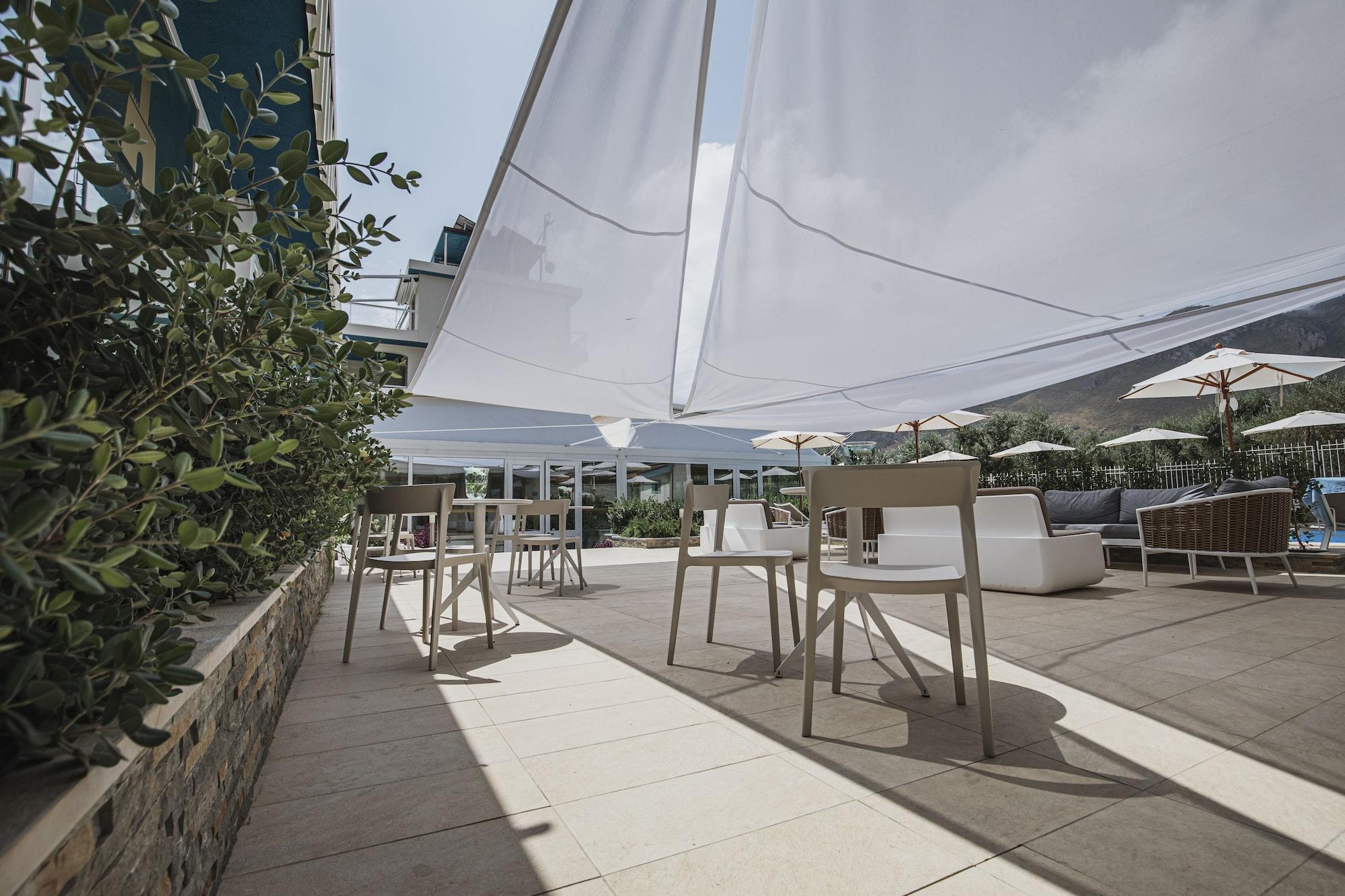 Principe Alogna Hotel & Spa Altavilla Milicia Εξωτερικό φωτογραφία